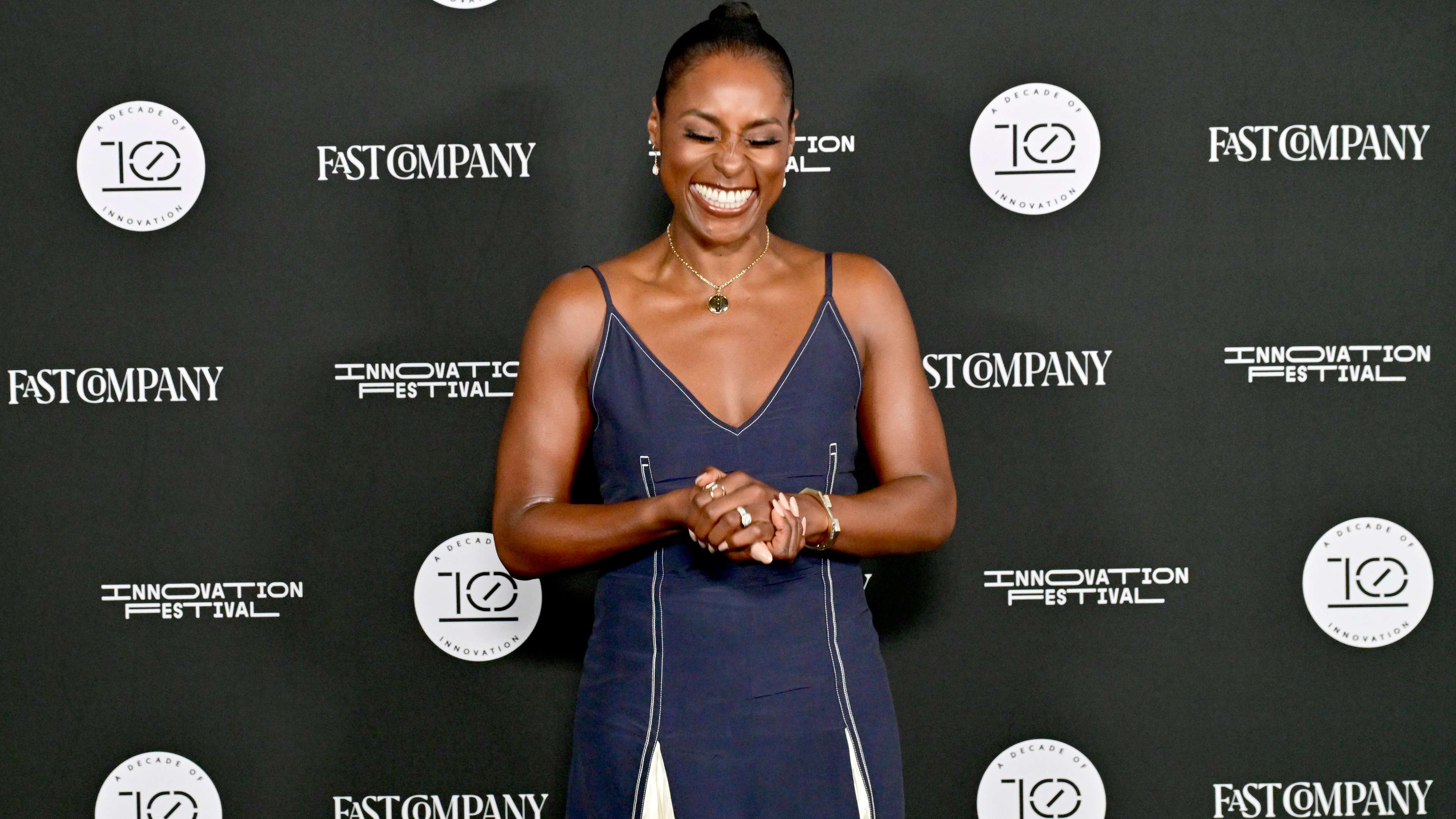 负的背后意 负的背后意